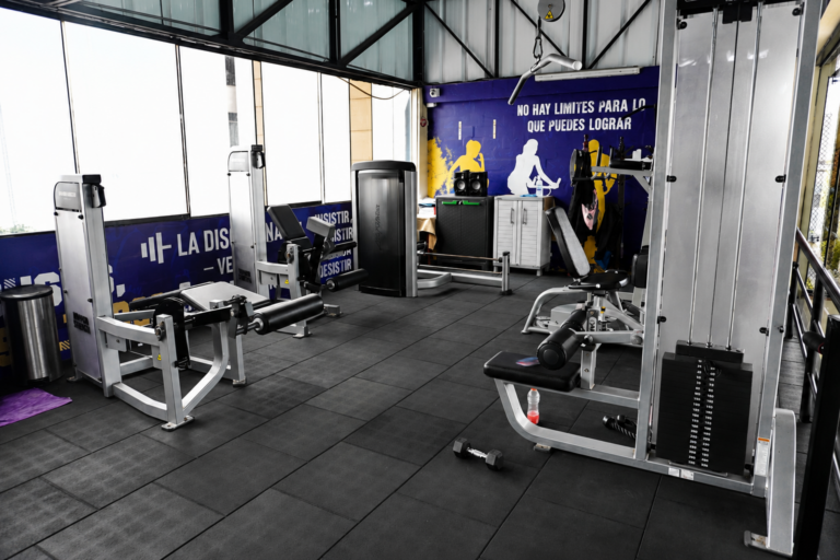 Gimnasio — Club Social Miraflores
