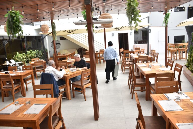 Terraza — Club Social Miraflores