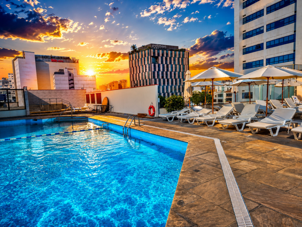 Piscina — Club Social Miraflores